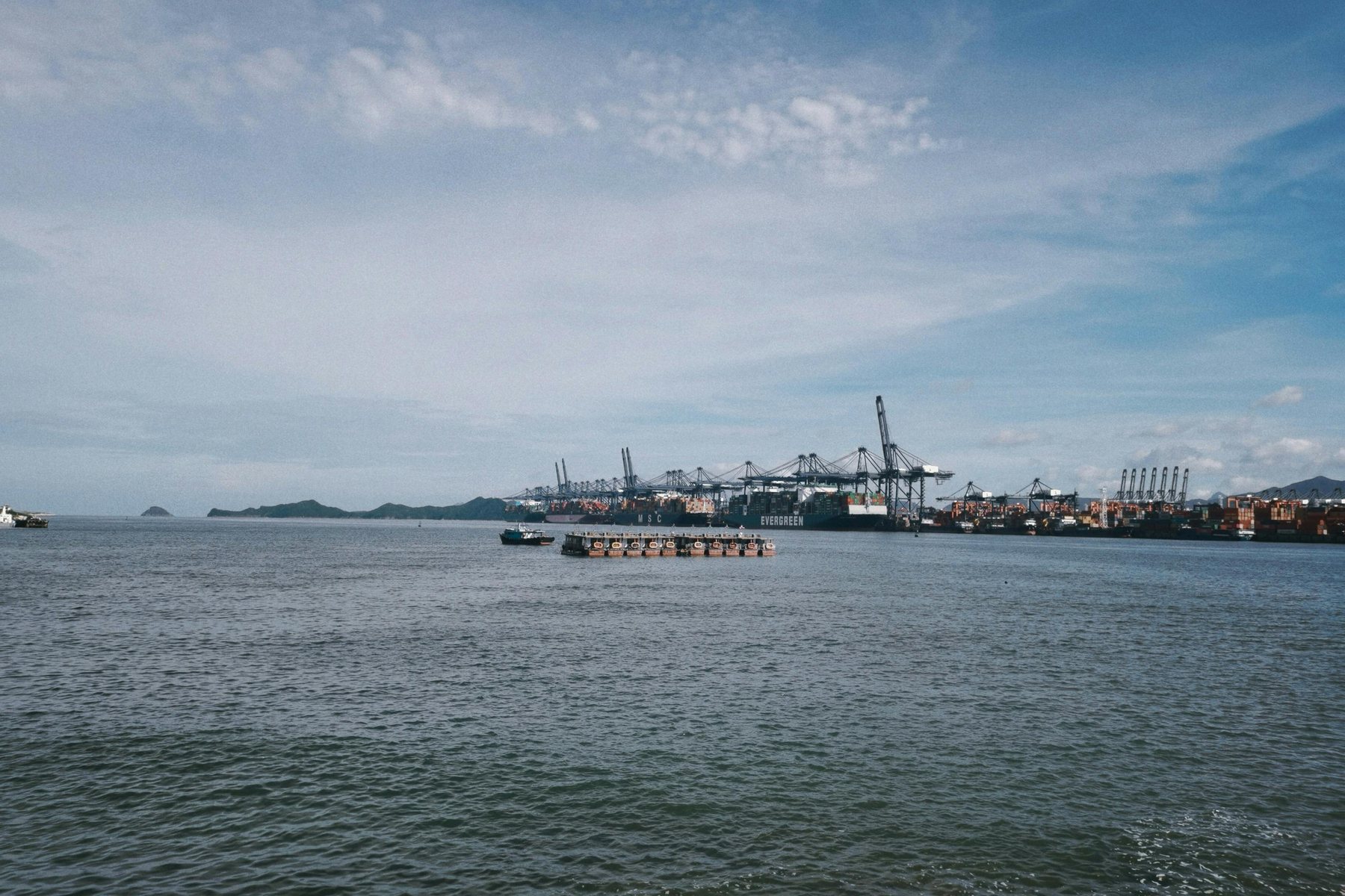 港口运输与能源供应链物流场景